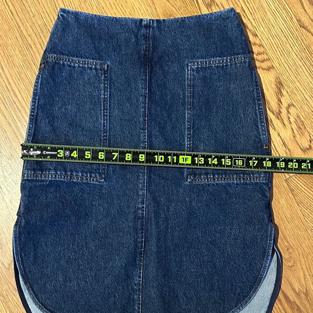 Toteme Curved Hem‎ Denim Skirt 34 / US 2 26 Waist Made in Italy Quiet Luxury - Picture 8 of 14